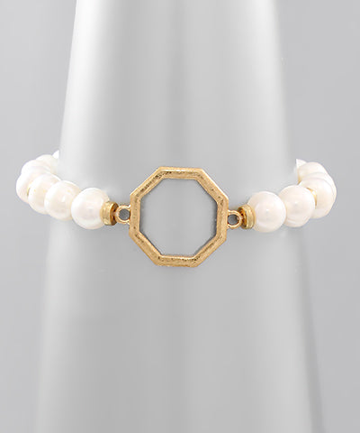 10MM White Freshwater Potato Pearls Stretch Bracelet With Worn Gold Octagon Secondary image