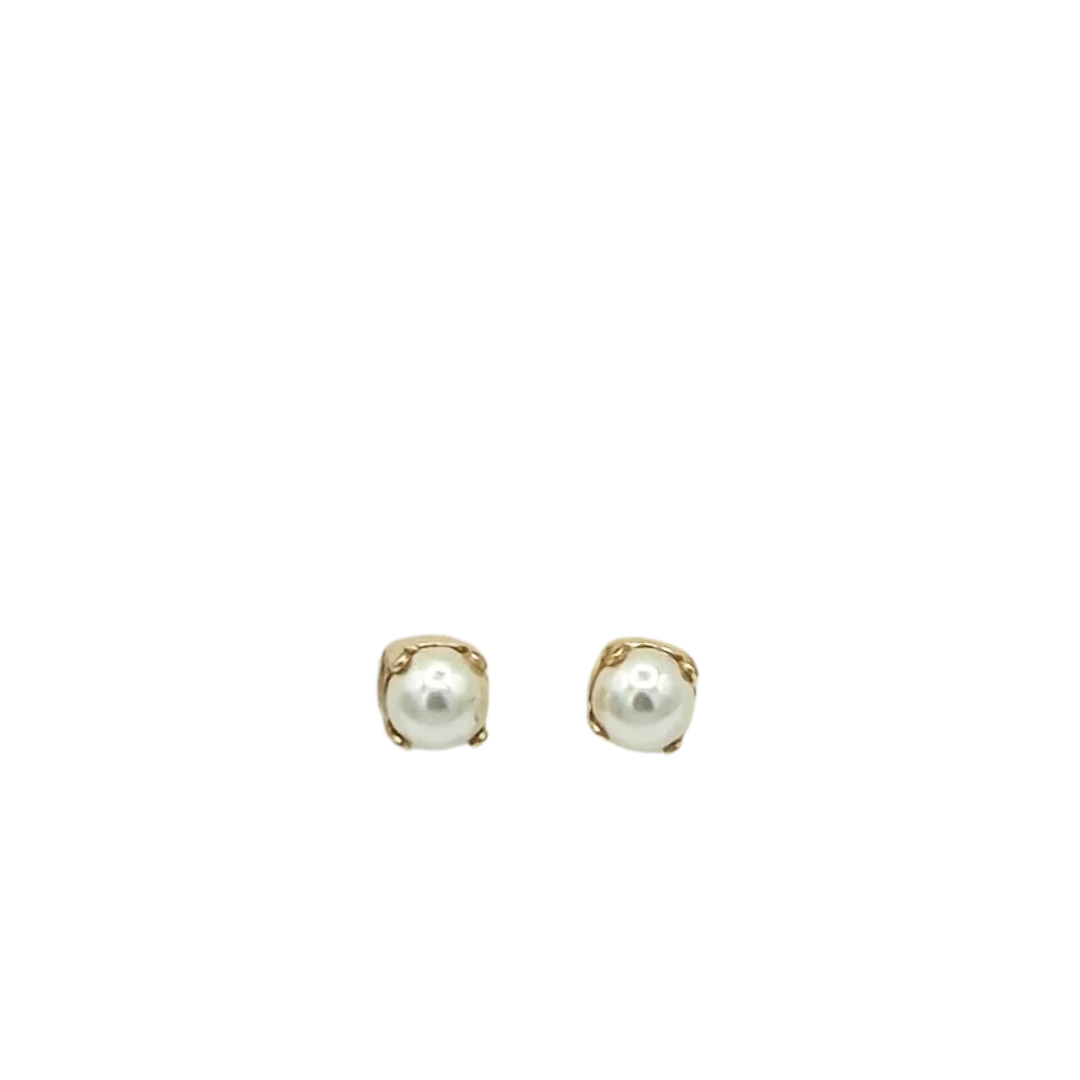 Mariana Petite Stud Pearl on Gold Main image