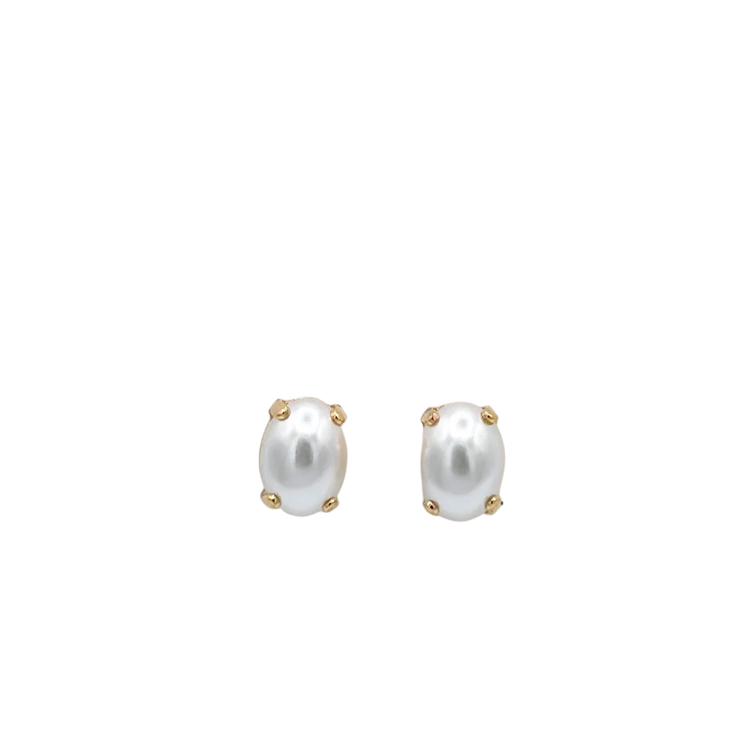 Mariana Petite Oval Stud Pearl on Gold