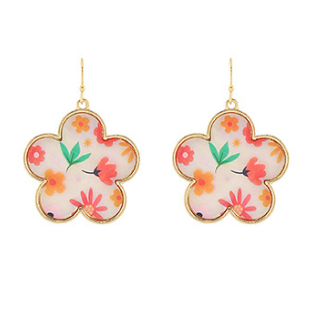 Floral Patterned Shell Flower Earrings