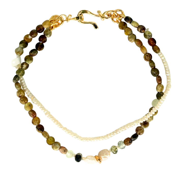 Avnei August Bracelet Peridot/Pearl on Gold Main image