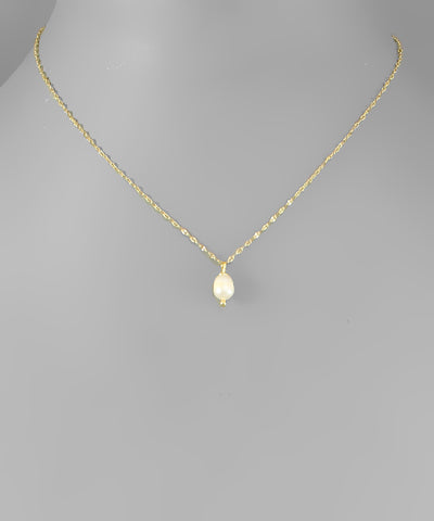 Freshwater Pearl Pendant on Gold