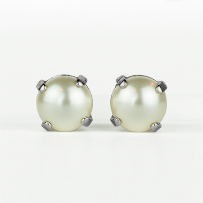 Mariana Stud Pearl on Rhodium